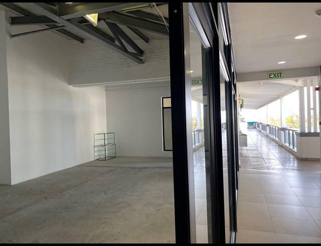 76M² RETAIL TO LET IN WESTLAKE